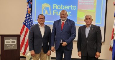 Roberto Fulcar presenta en Miami su libro «Mi compromiso con la educación»