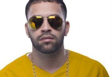 Boy Wonder CF, es el destacado dominicano de Nueva York, Manuel Alejandro Ruiz, también conocido como el Chico Maravilla, dentro de la música urbana especialmente en el reggaeton.