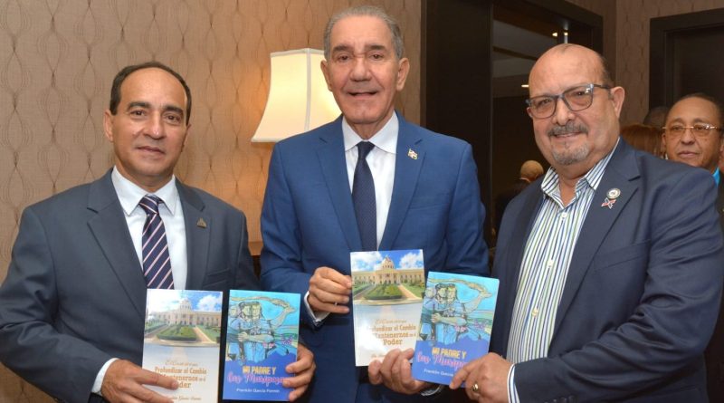 El Dr. Franklin García Fermín, puso en circulación en Miami el opúsculo titulado El Camino para Profundizar el Cambio y Mantenernos en el Poder