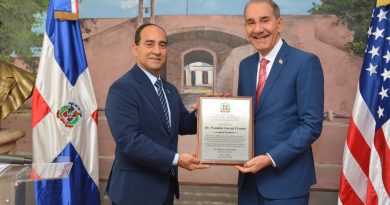 Consulado General de la República Dominicana en Miami, recibe visita de cortesía del Dr. Franklin García Fermín.