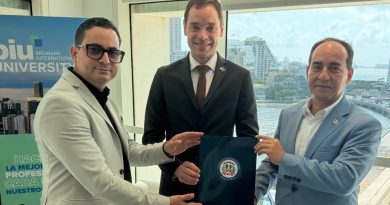 Consulado General de la República Dominicana en Miami y Broward International University suscriben acuerdo de colaboración académica