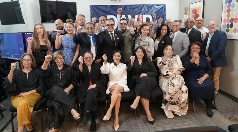El Gigantesco Sector Externo de la Florida conformó su Comando de Campaña en apoyo y respaldo al precandidato presidencial Lic. David Collado.